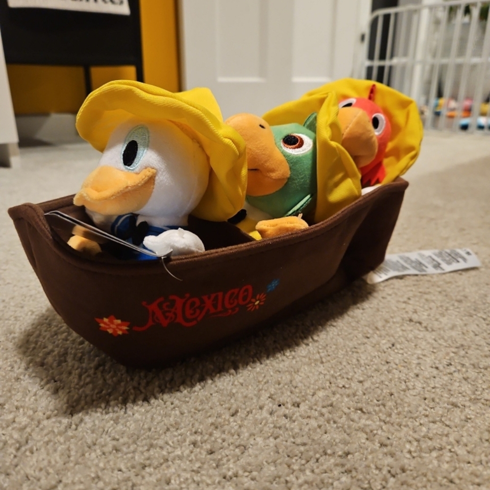 Three Caballeros Walt Disney World Epcot Mexico Plush Boat Set